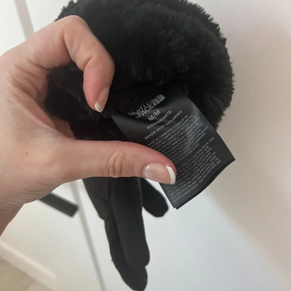 The North Face Kids Black Fuzzy Gloves Size Medium